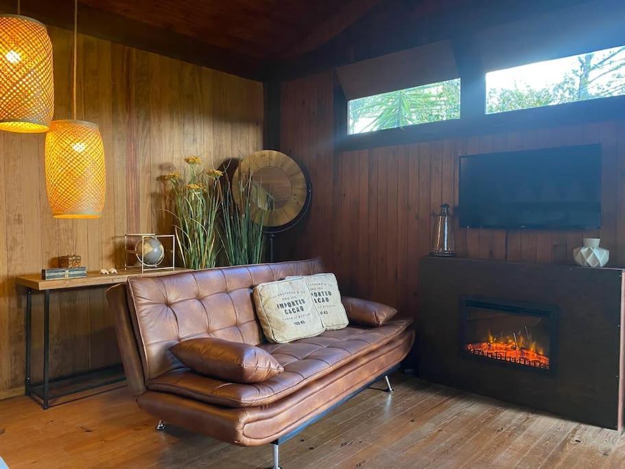 Pine Lodge - Direct Train To Porto Valongo  Εξωτερικό φωτογραφία
